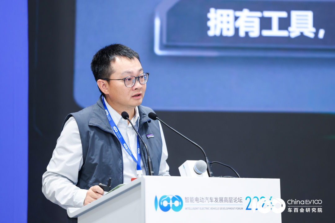 地上铁出席智能电动汽车发展高层论坛 共推新能源物流产业高质量发展